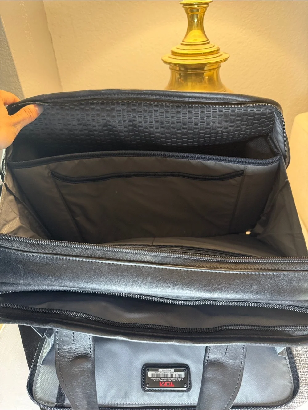 Tumi Black Leather Laptop Briefcase with Shoulder Strap